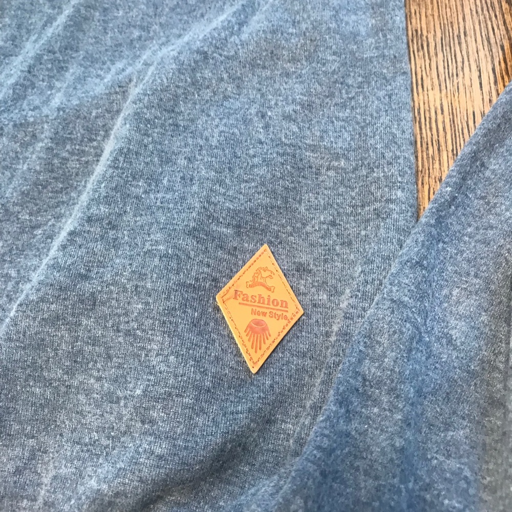 Light blue gray hoodie - Picture 3 of 5